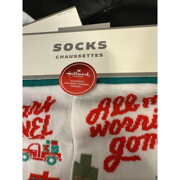 3 Pair! HALLMARK CHANNEL ON ALL MY WORRIES GONE Christmas Socks One Size Crew - Picture 2 of 3